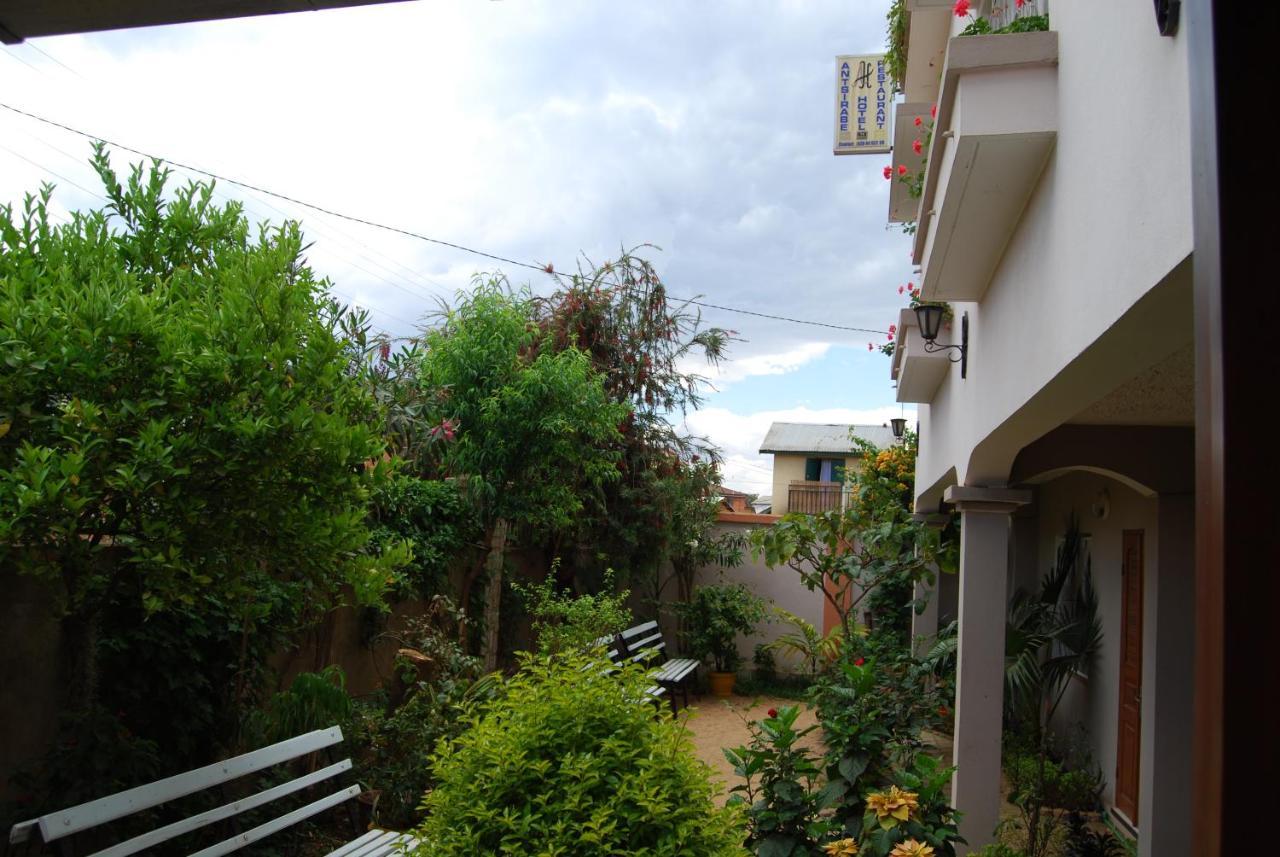 Antsirabe Hotel Extérieur photo
