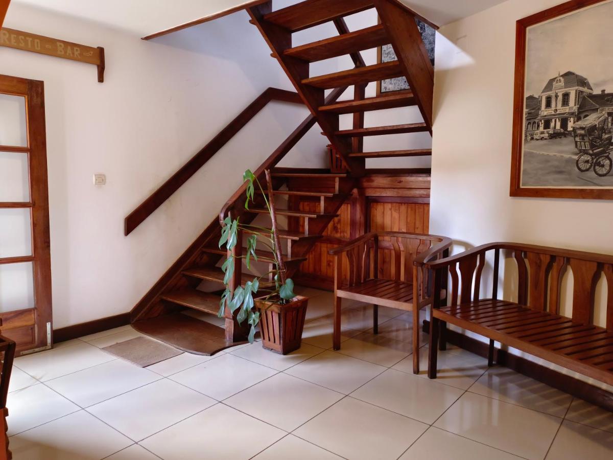 Antsirabe Hotel Extérieur photo