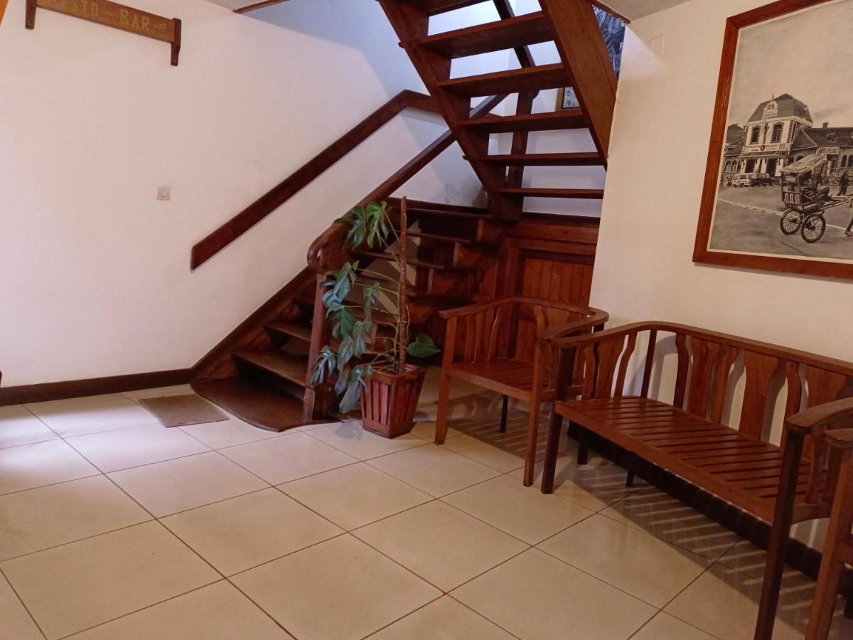 Antsirabe Hotel Extérieur photo