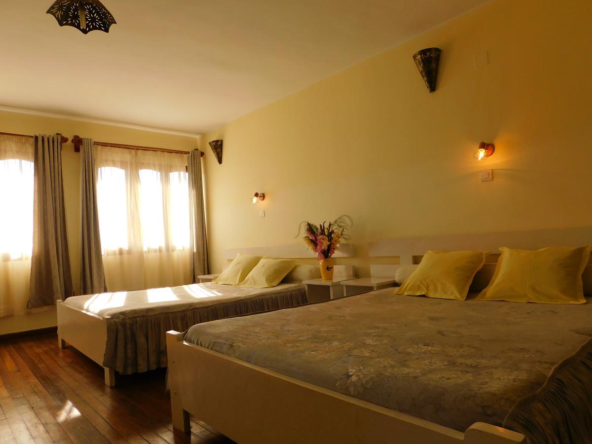 Antsirabe Hotel Extérieur photo